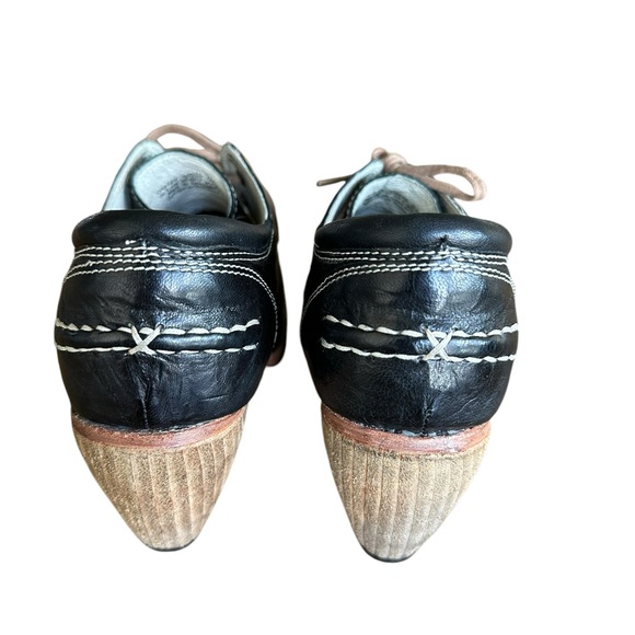 J Shoes Oakley 2 Wingtip Pumps Leather Retro Heels US 7 EU 38 B16 - Picture 4 of 11